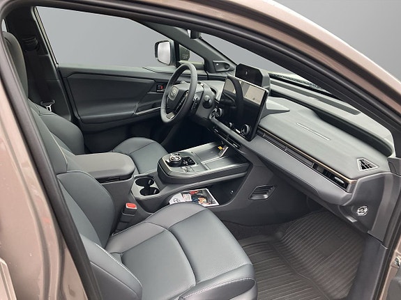 Toyota bZ4X Touring 7 of 11