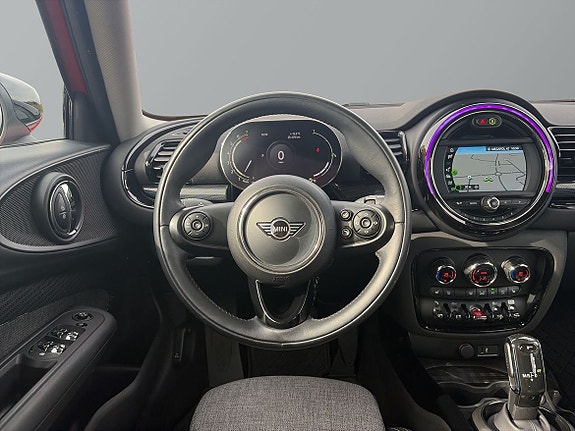 MINI Clubman Cooper S 10 of 17