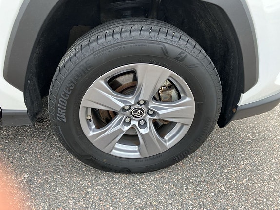 Toyota RAV4 13 of 20