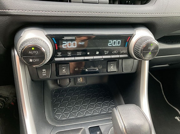 Toyota RAV4 19 of 20