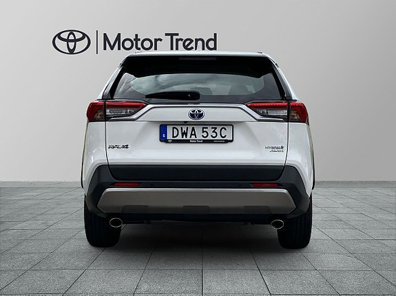 Toyota RAV4 5 of 20
