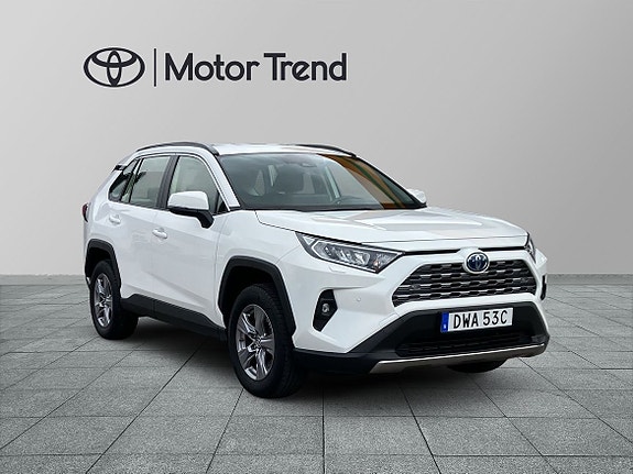 Toyota RAV4 7 of 20