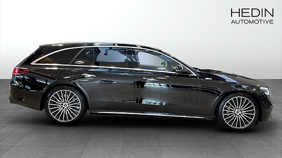 Mercedes-Benz E300 de 3 of 25