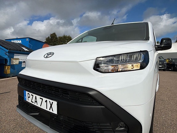 Toyota Proace City 17 of 27