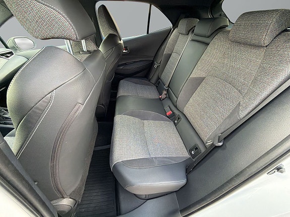 Toyota Corolla 9 of 27