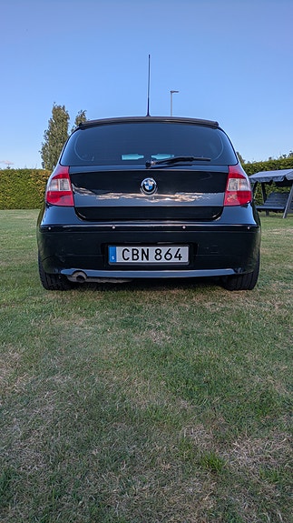 BMW 116i 4 of 9