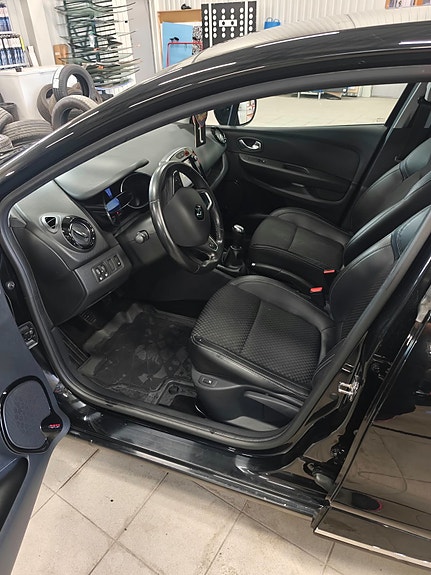 Renault Clio IV 5 of 7