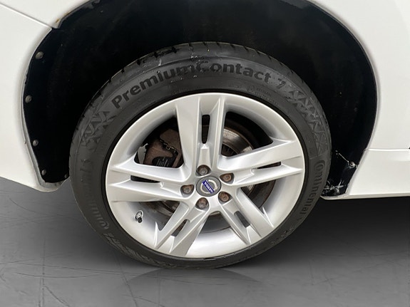 Volvo V60 27 of 29