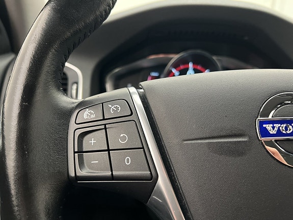 Volvo V60 17 of 29