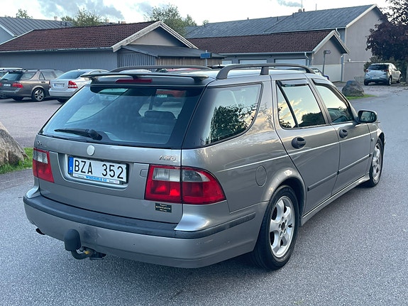 Saab 9-5 2 of 7