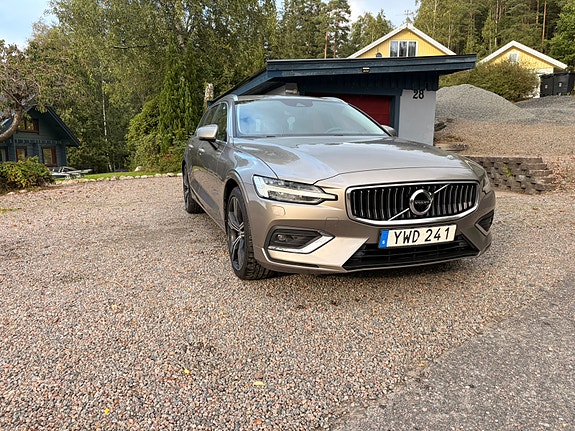 Volvo V60 7 of 14