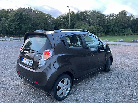 Chevrolet Spark 6 of 9