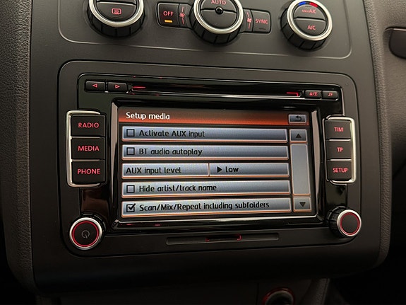 Volkswagen Touran 23 of 30