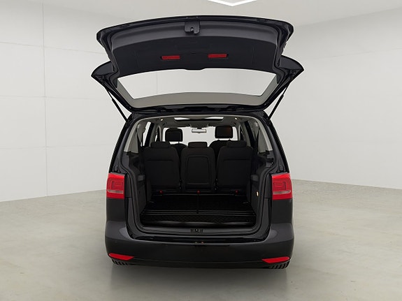 Volkswagen Touran 27 of 30