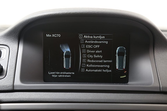 Volvo XC70 22 of 27
