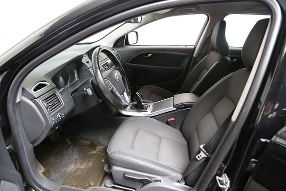 Volvo XC70 11 of 27
