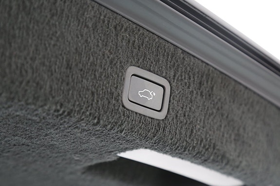 Volvo XC70 27 of 27