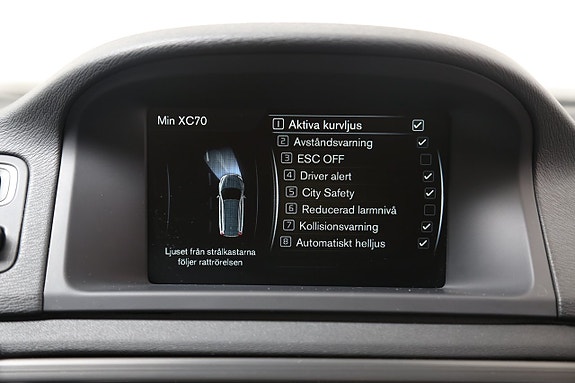 Volvo XC70 21 of 27