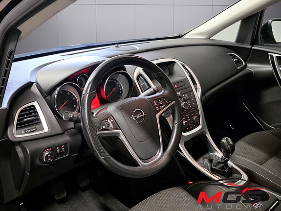Opel Astra 15 of 27