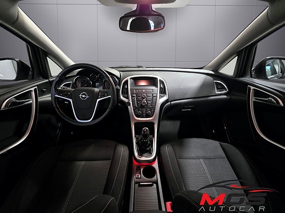 Opel Astra 9 of 27