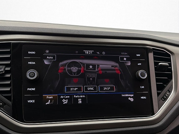 Volkswagen T-Roc 20 of 30