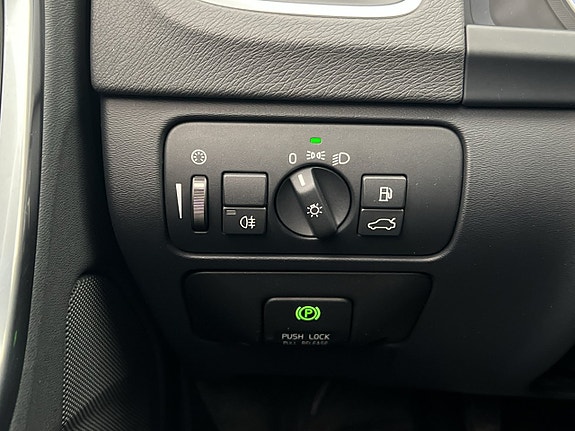Volvo V60 25 of 30