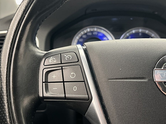 Volvo V60 19 of 30