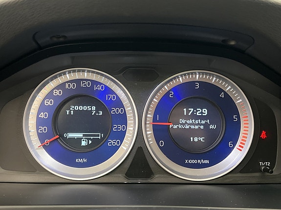 Volvo V60 24 of 30