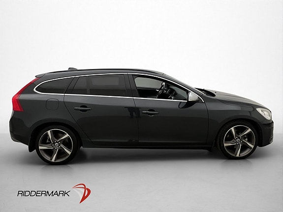 Volvo V60 9 of 30