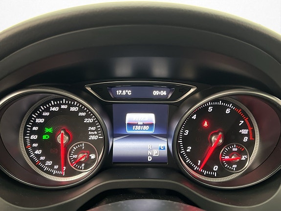 Mercedes-Benz CLA250 21 of 30