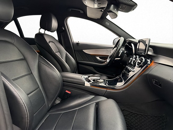 Mercedes-Benz C220 d 11 of 30