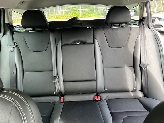 Volvo V60 9 of 19