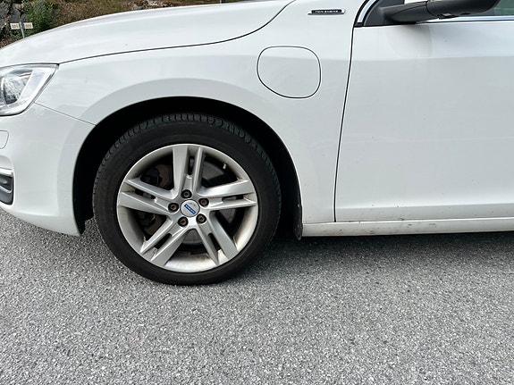 Volvo V60 15 of 19
