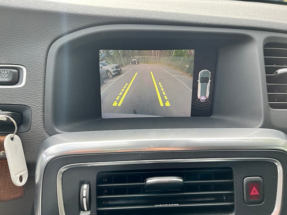 Volvo V60 12 of 19