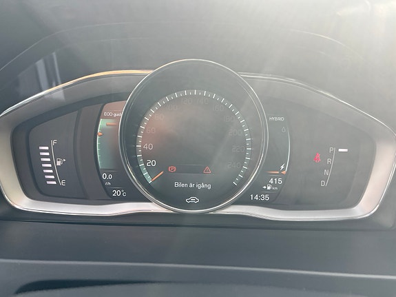 Volvo V60 13 of 19
