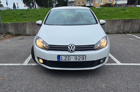 Volkswagen Golf VI 8 of 10