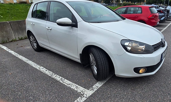 Volkswagen Golf VI 2 of 10