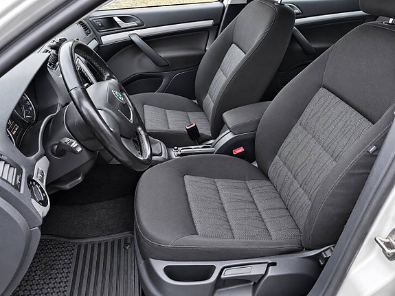 Skoda Octavia 9 of 13