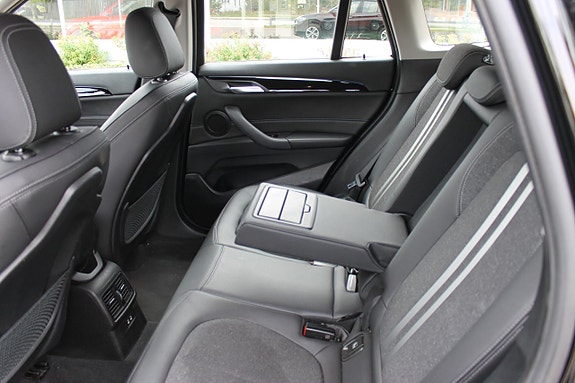 BMW X1 12 of 13