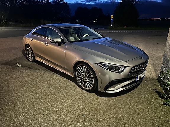 Mercedes-Benz CLS300 d 3 of 6