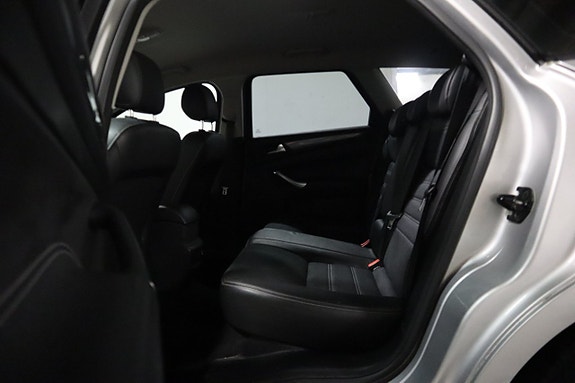 Ford Mondeo 13 of 21
