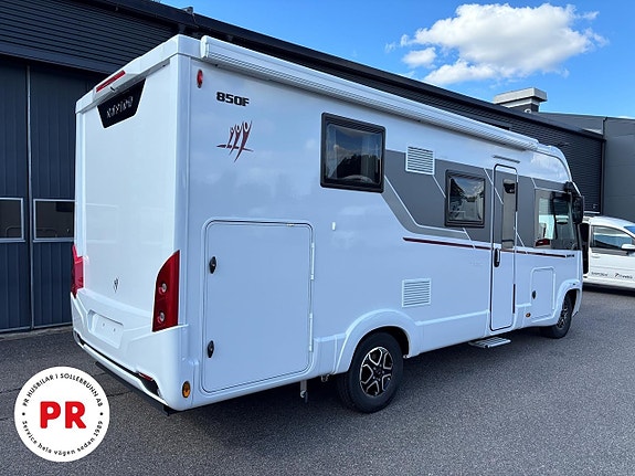 Rapido 850 F 2 of 15
