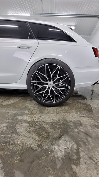Audi A6 6 of 6