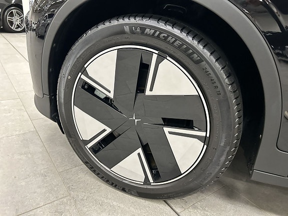 Polestar 2 9 of 11