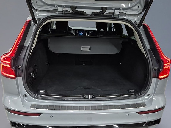 Volvo V60 9 of 13
