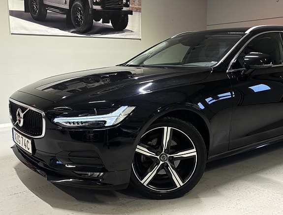 Volvo V90 2 of 18