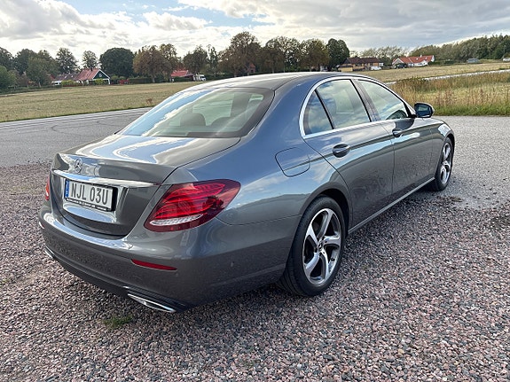 Mercedes-Benz E200 d 4 of 15