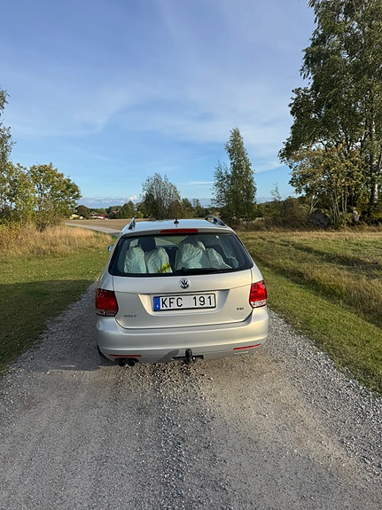 Volkswagen Golf VI 4 of 9