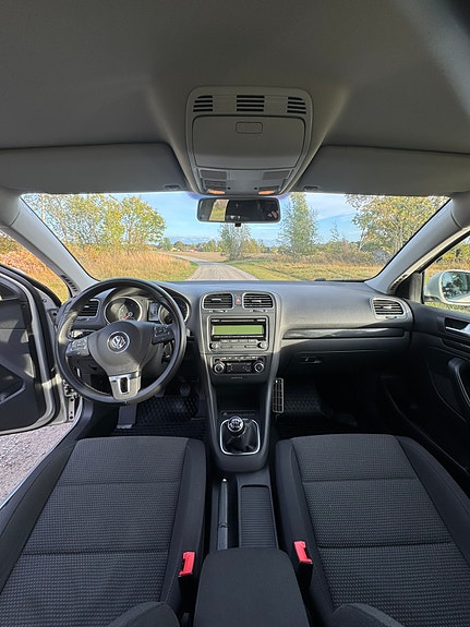 Volkswagen Golf VI 5 of 9