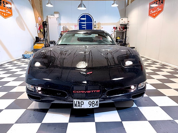 Chevrolet Corvette 7 of 30